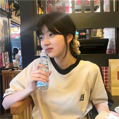 金发美人